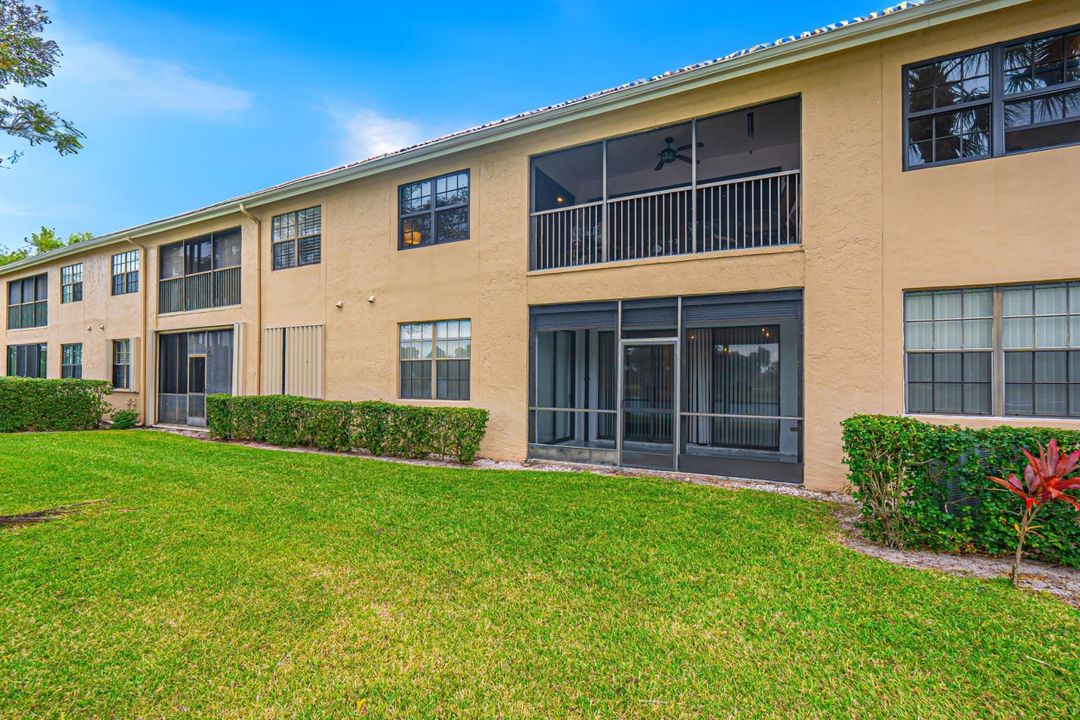 For Sale: $575,000 (3 beds, 2 baths, 1844 Square Feet)