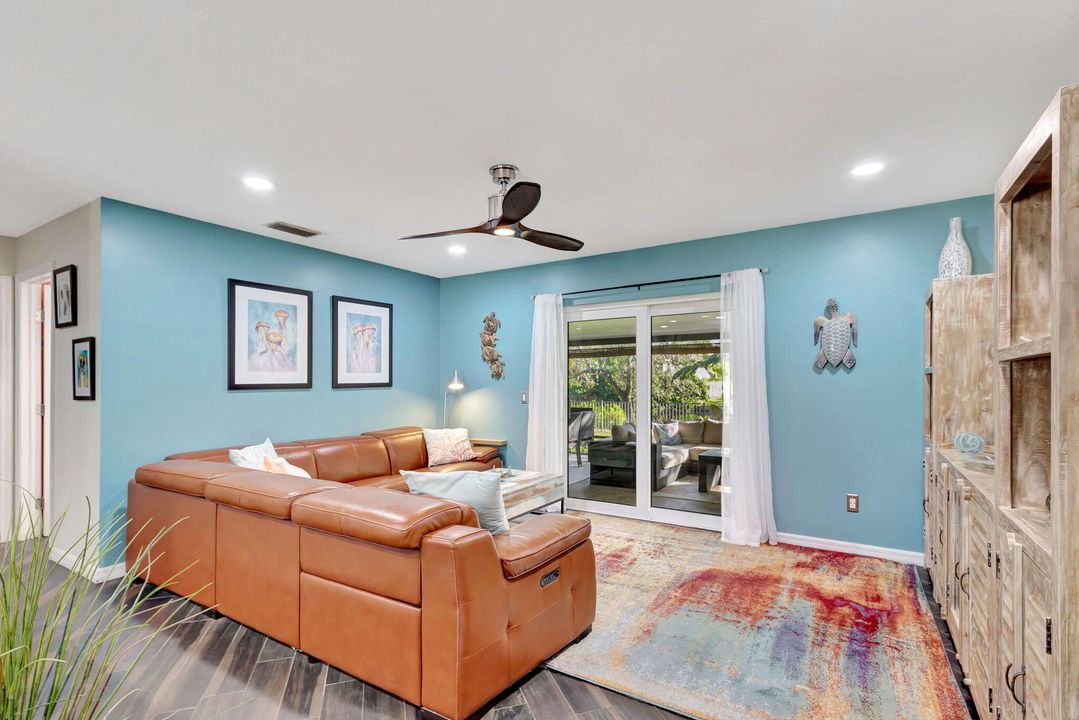 For Sale: $775,000 (3 beds, 2 baths, 1678 Square Feet)