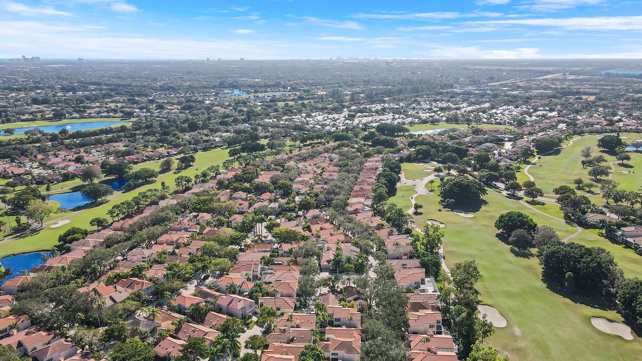 For Sale: $649,900 (3 beds, 2 baths, 1438 Square Feet)