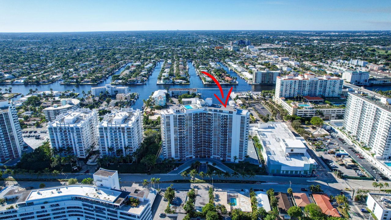 合同活跃: $249,900 (2 贝兹, 2 浴室, 1100 平方英尺)