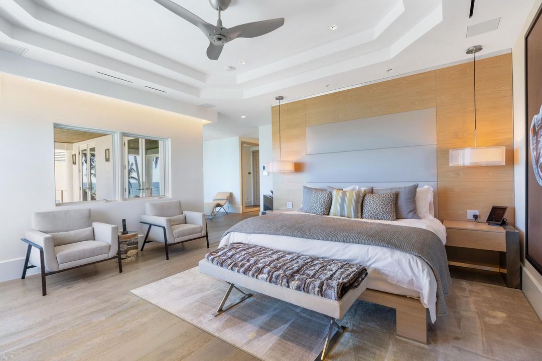 For Sale: $9,950,000 (7 beds, 8 baths, 5648 Square Feet)