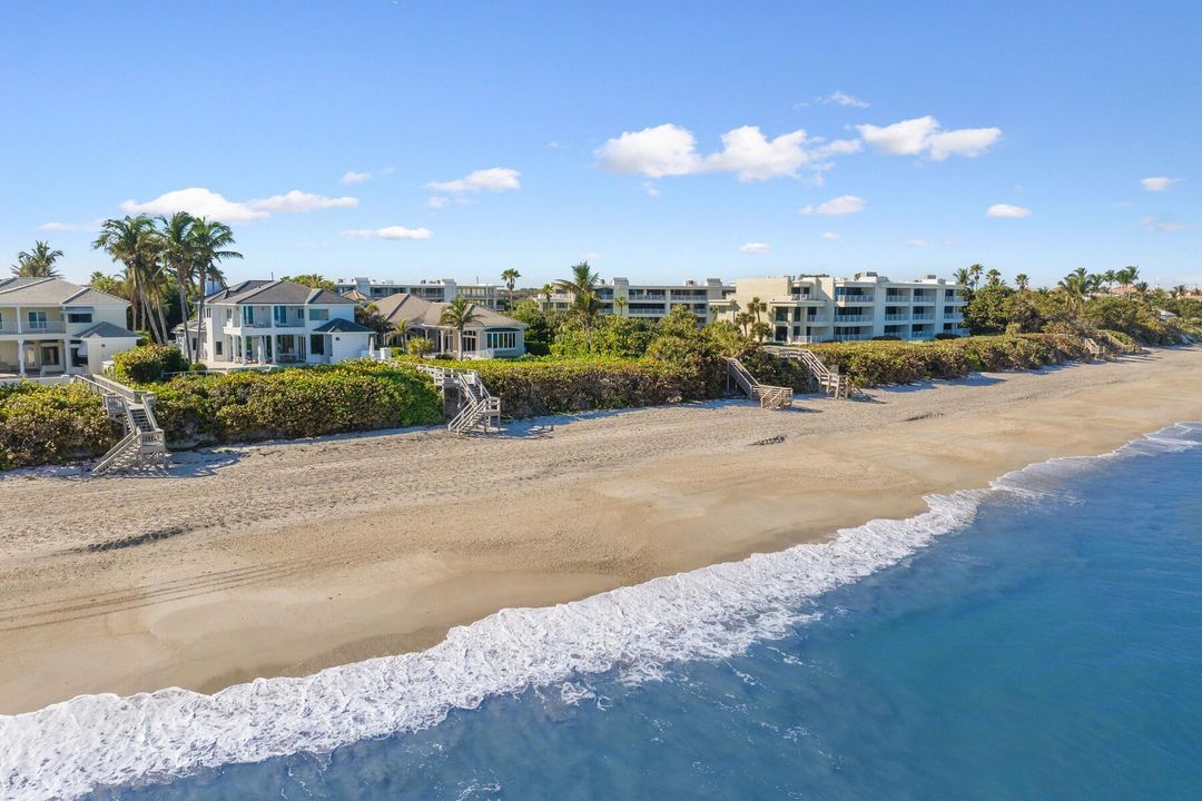 For Sale: $9,950,000 (7 beds, 8 baths, 5648 Square Feet)