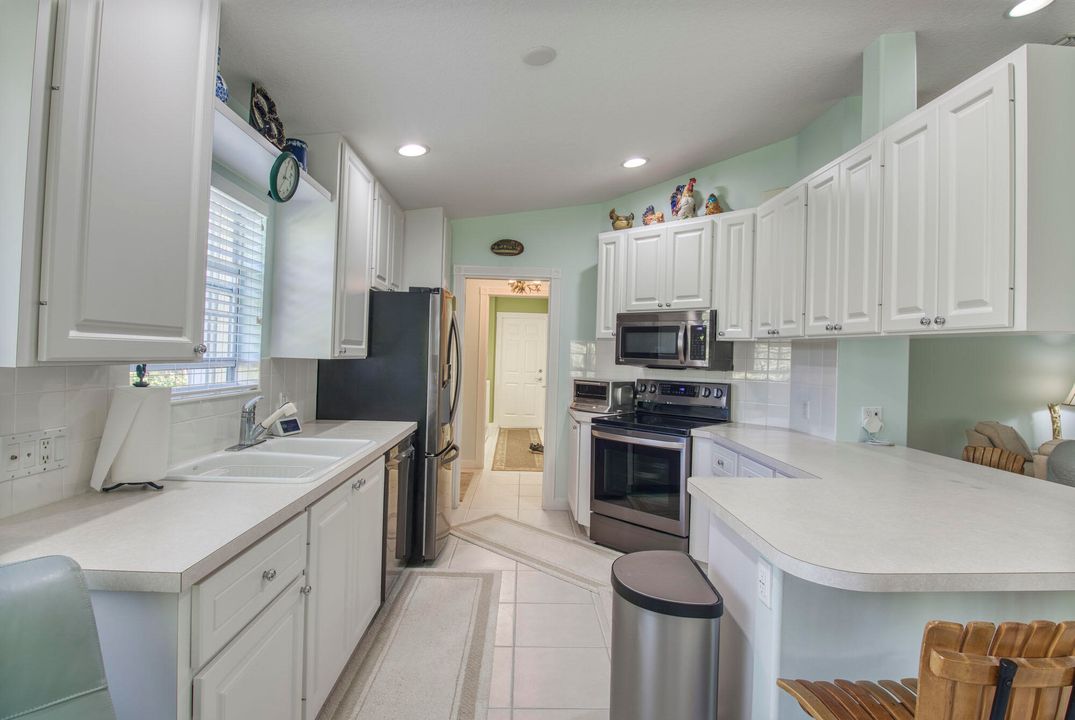 For Sale: $475,000 (2 beds, 2 baths, 1526 Square Feet)