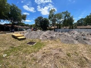 Active With Contract: $599,000 (4 beds, 3 baths, 1735 Square Feet)