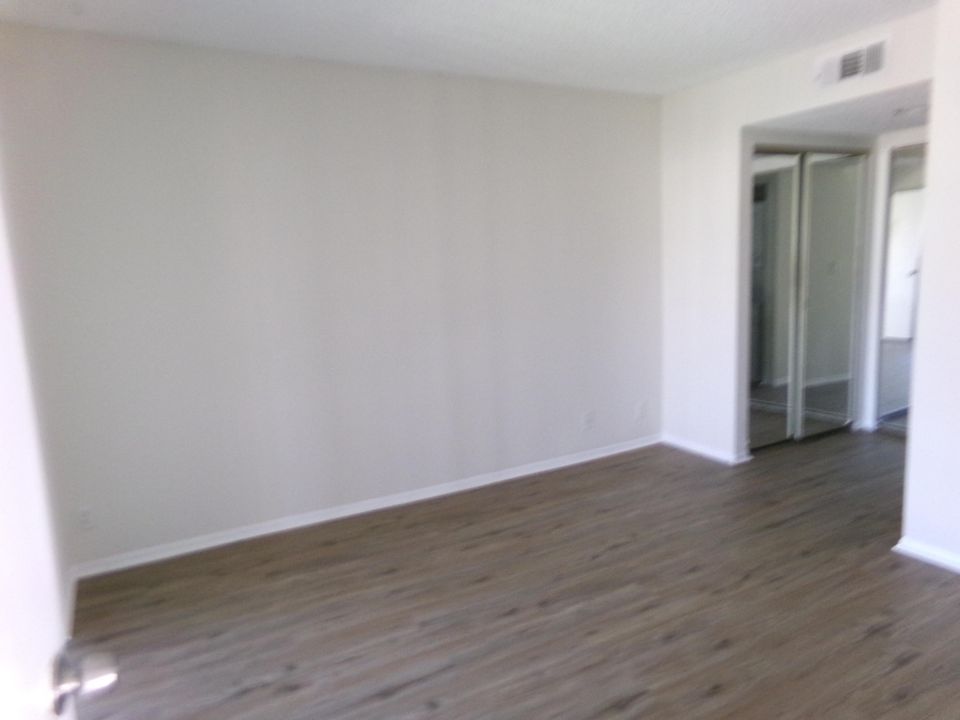 For Rent: $1,700 (2 beds, 2 baths, 782 Square Feet)