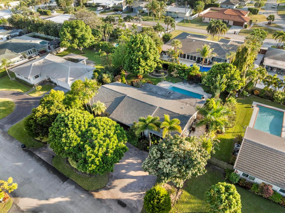 For Sale: $805,000 (3 beds, 2 baths, 2107 Square Feet)