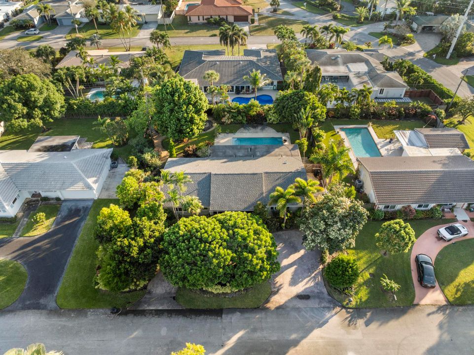 For Sale: $805,000 (3 beds, 2 baths, 2107 Square Feet)