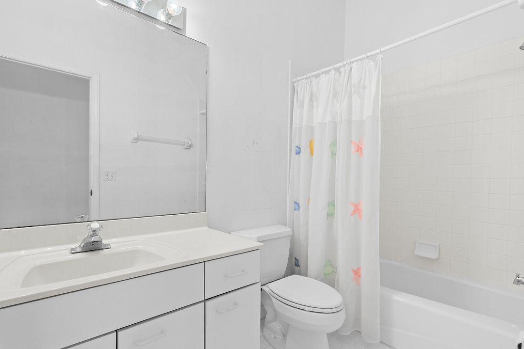 For Sale: $375,000 (3 beds, 2 baths, 1727 Square Feet)