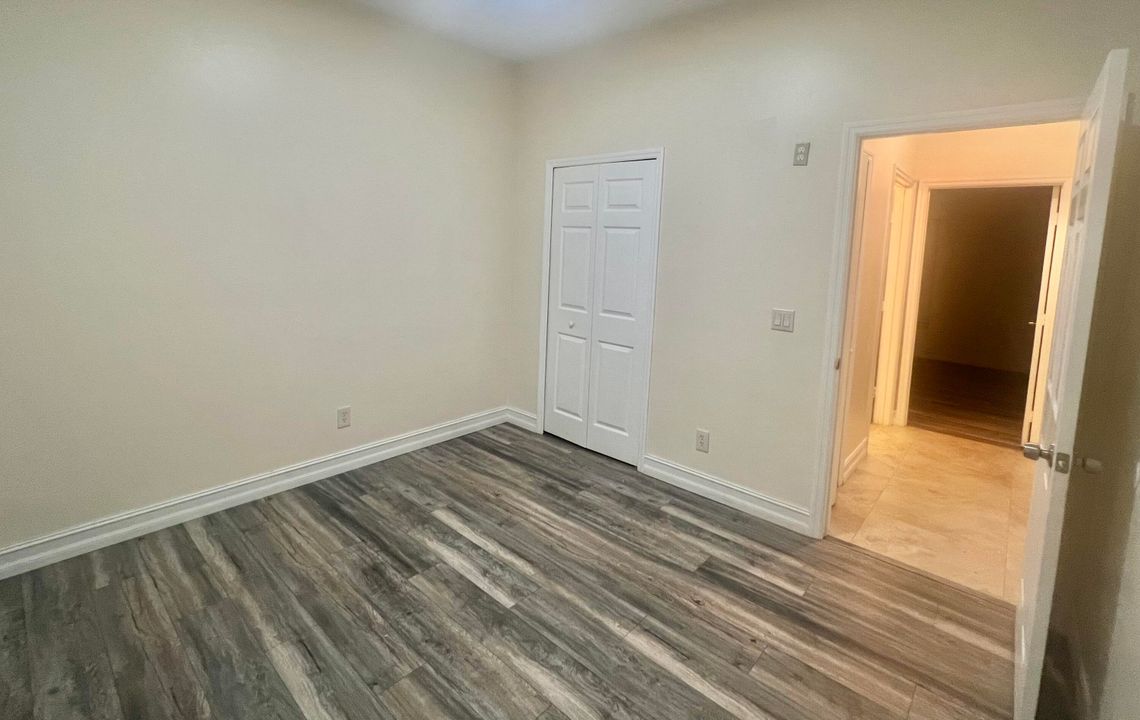 For Rent: $2,900 (3 beds, 2 baths, 1536 Square Feet)