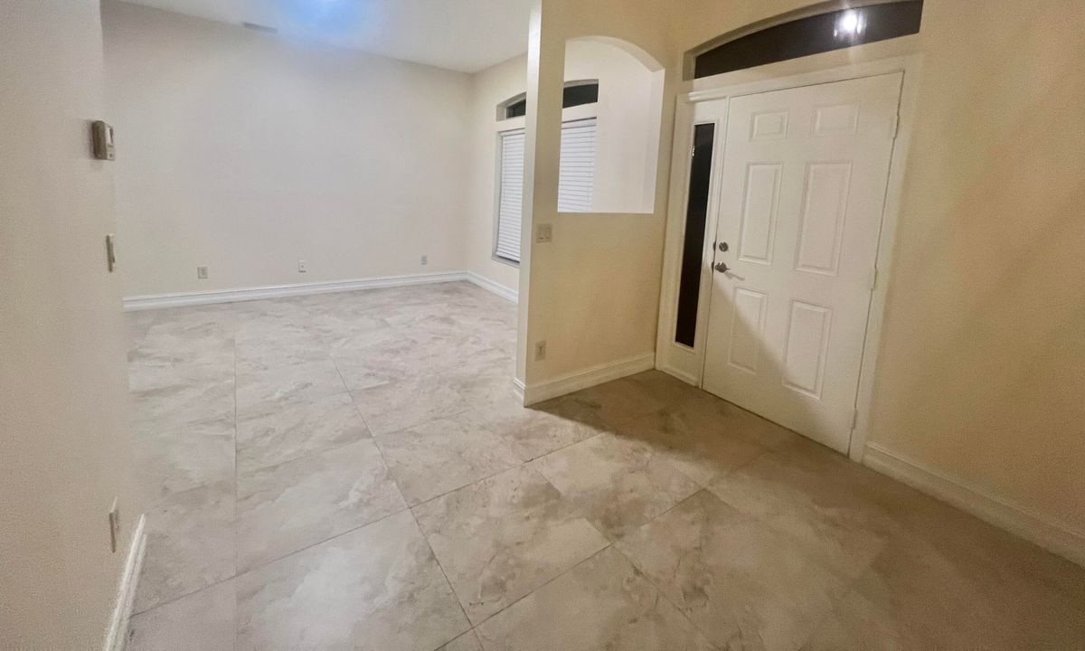 For Rent: $2,900 (3 beds, 2 baths, 1536 Square Feet)