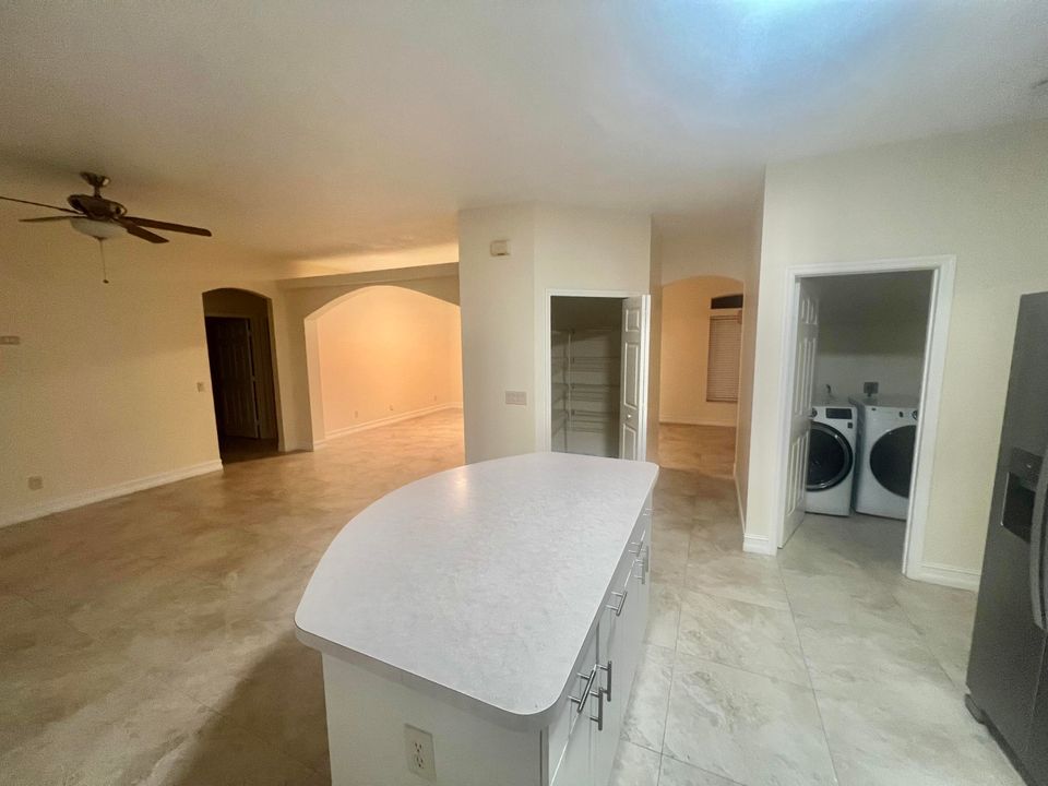 For Rent: $2,900 (3 beds, 2 baths, 1536 Square Feet)