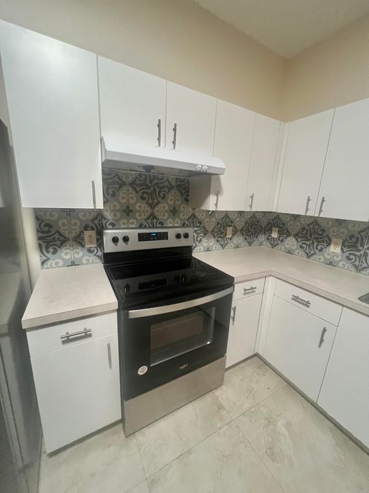 For Rent: $2,900 (3 beds, 2 baths, 1536 Square Feet)