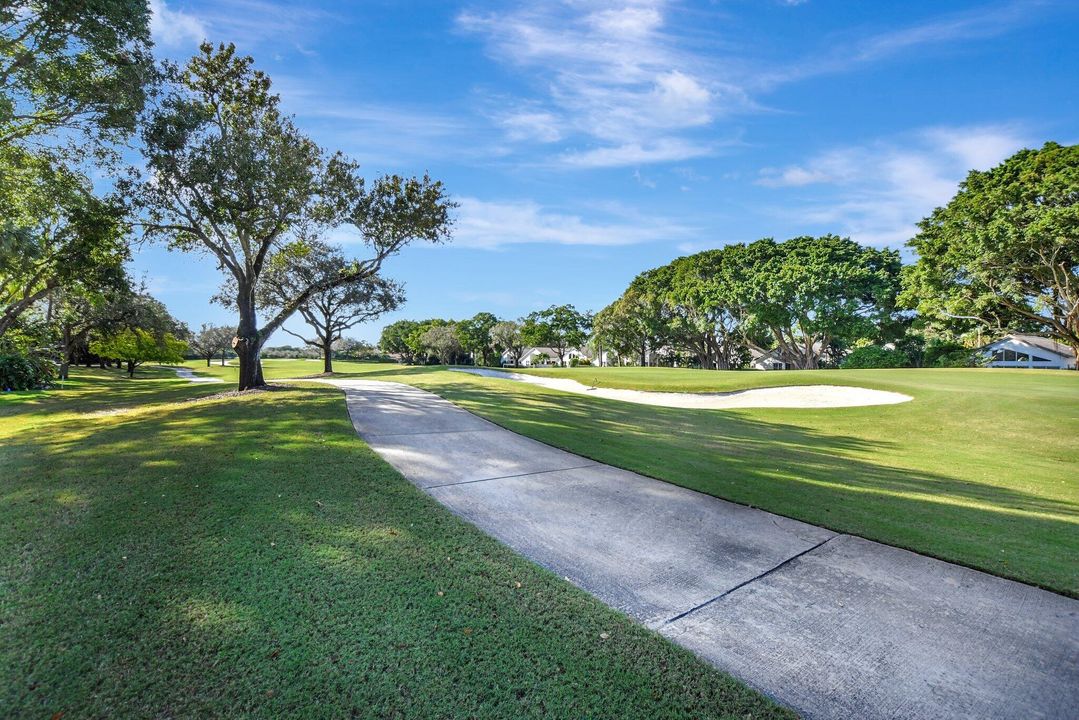 For Sale: $698,000 (3 beds, 2 baths, 1642 Square Feet)