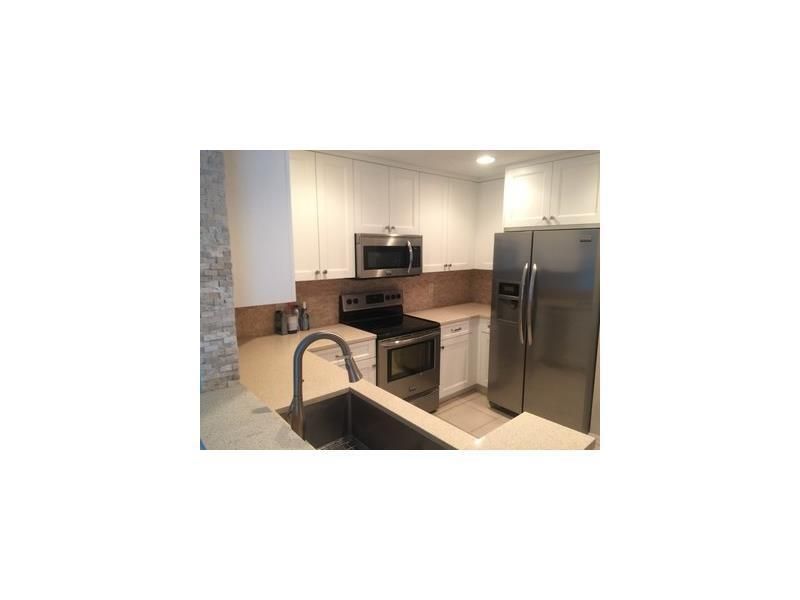 For Rent: $3,675 (4 beds, 2 baths, 2188 Square Feet)