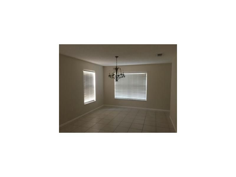 For Rent: $3,675 (4 beds, 2 baths, 2188 Square Feet)