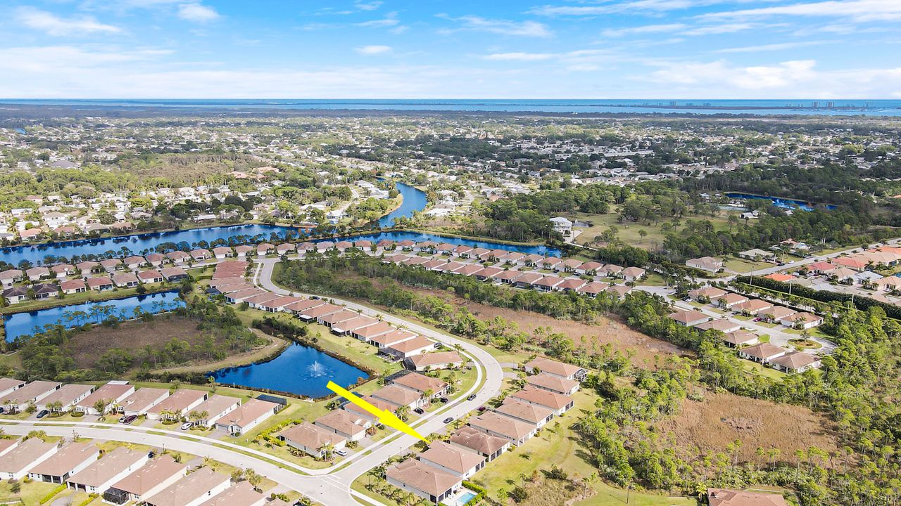 For Sale: $599,000 (3 beds, 2 baths, 1816 Square Feet)