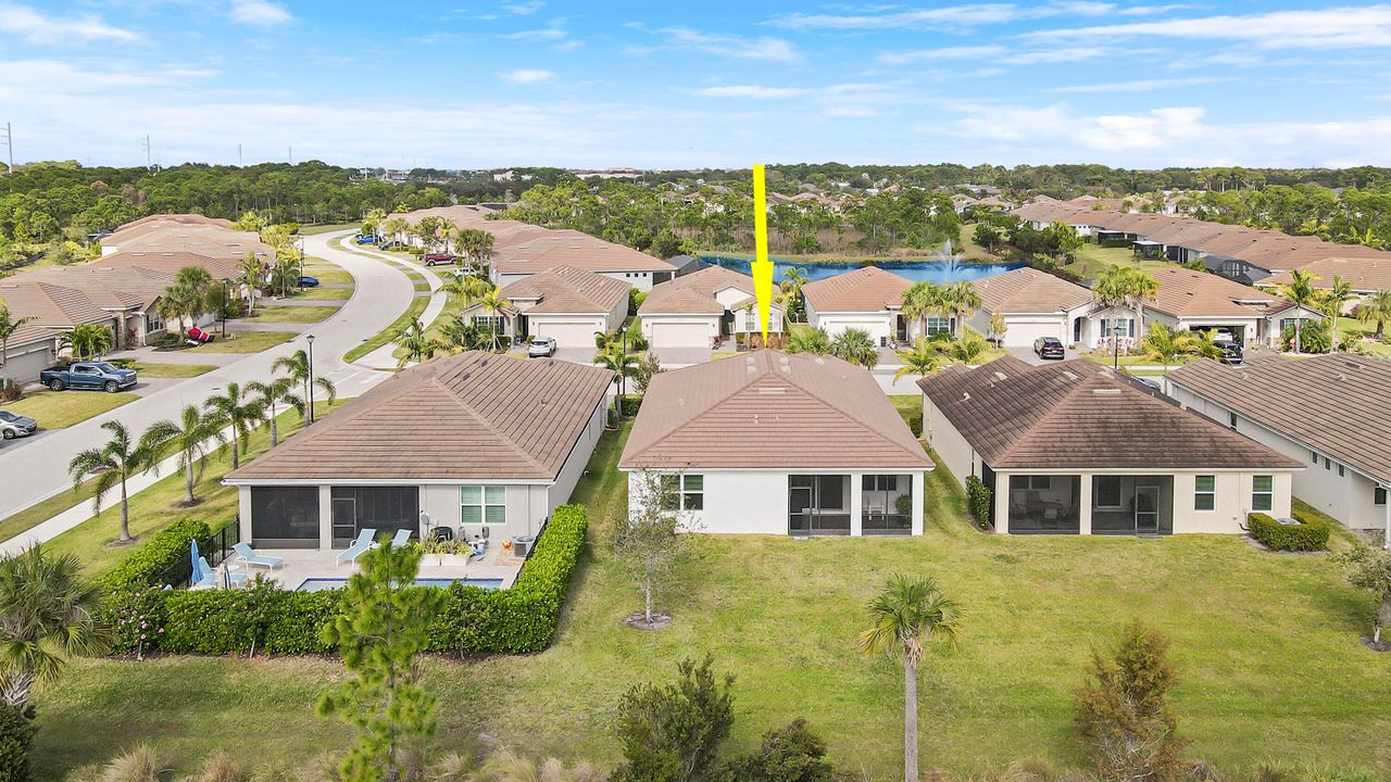 For Sale: $599,000 (3 beds, 2 baths, 1816 Square Feet)