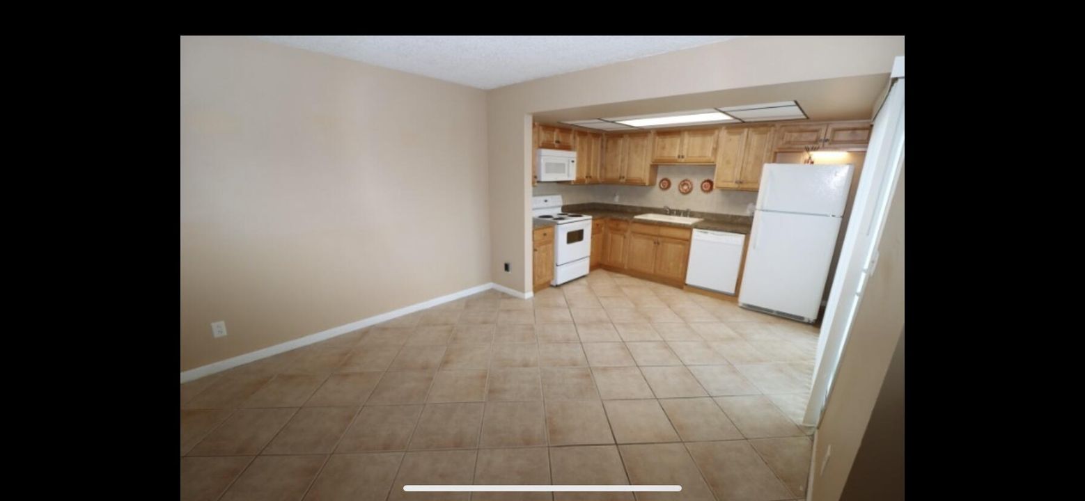 For Rent: $1,500 (2 beds, 2 baths, 1298 Square Feet)