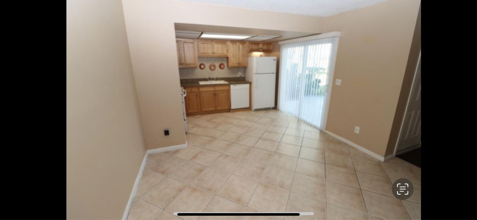 For Rent: $1,500 (2 beds, 2 baths, 1298 Square Feet)