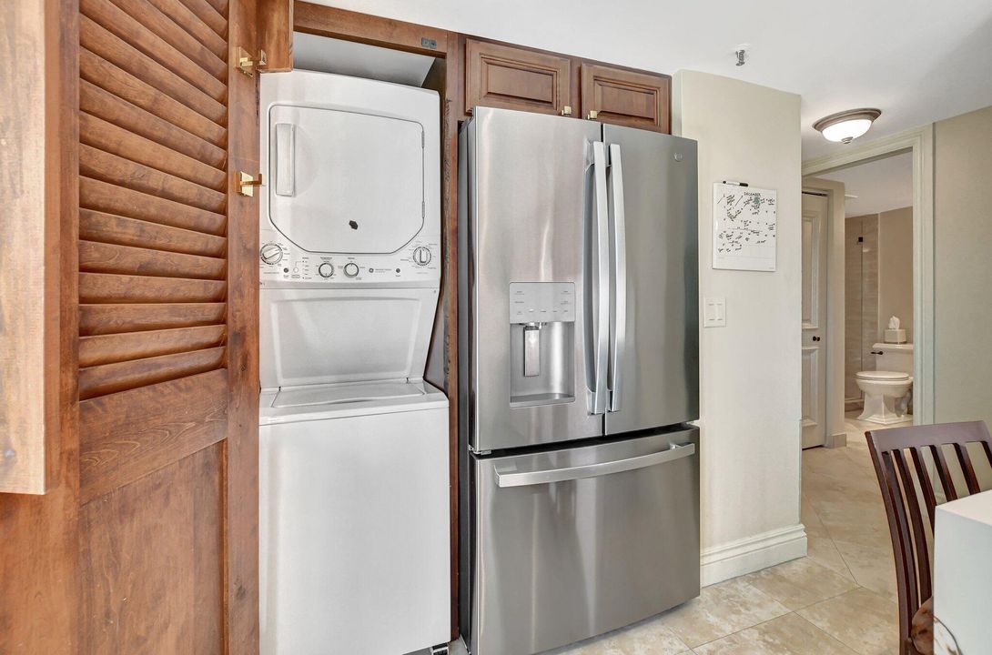 For Sale: $489,000 (2 beds, 2 baths, 1460 Square Feet)