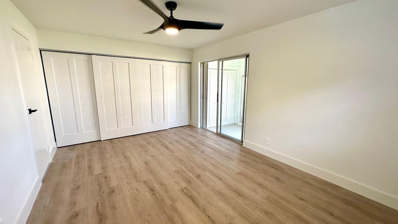 Active With Contract: $1,675 (1 beds, 1 baths, 720 Square Feet)