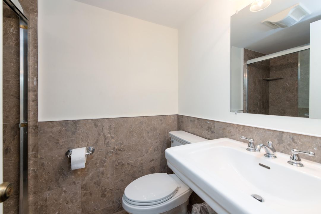 For Sale: $339,000 (2 beds, 2 baths, 1289 Square Feet)