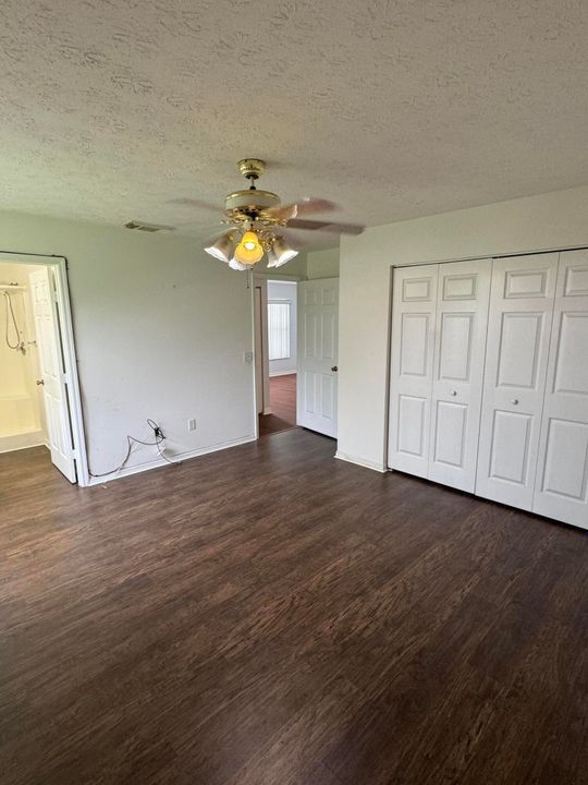 For Sale: $145,000 (2 beds, 2 baths, 1135 Square Feet)