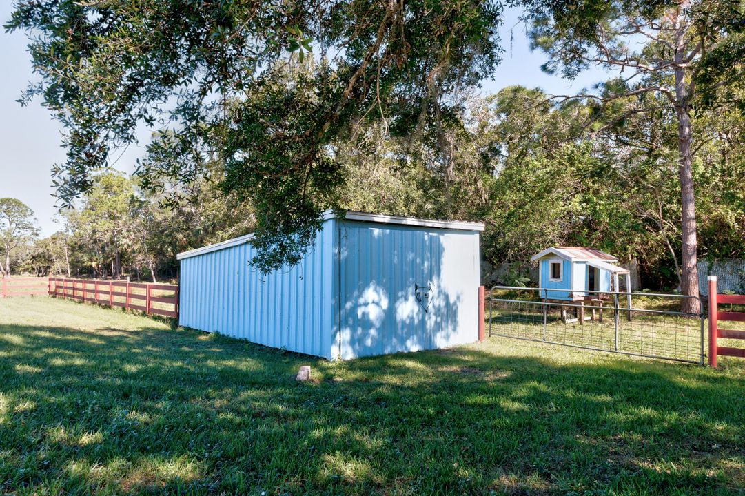 Active With Contract: $824,500 (3 beds, 2 baths, 2093 Square Feet)