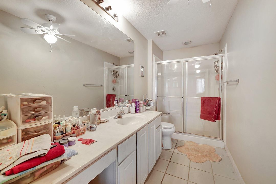 For Sale: $390,000 (2 beds, 2 baths, 1343 Square Feet)