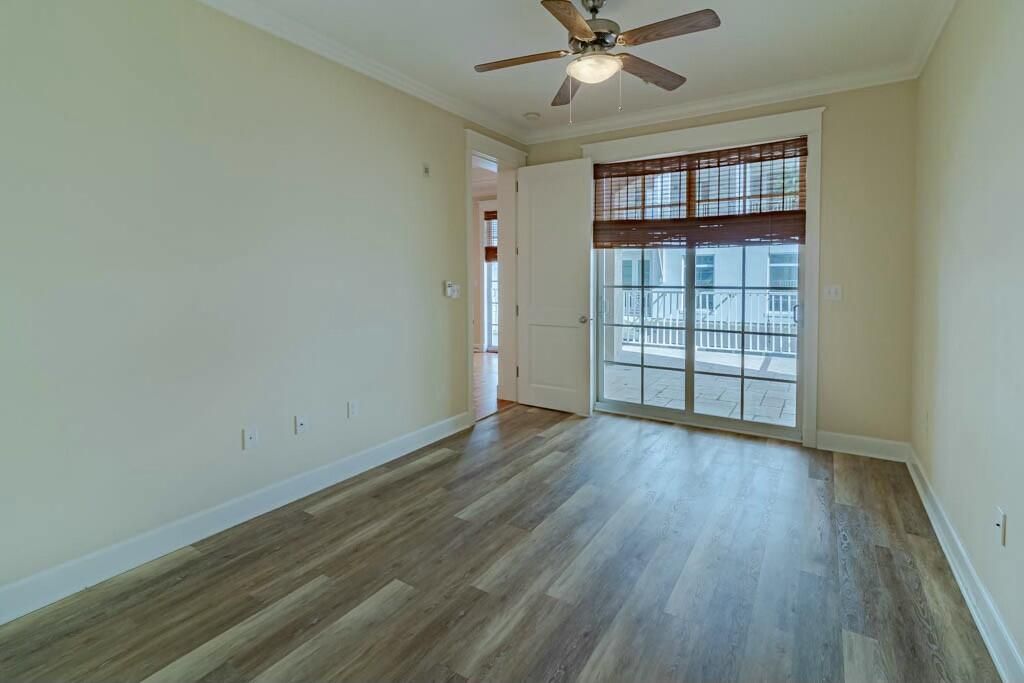 For Rent: $2,950 (2 beds, 2 baths, 1276 Square Feet)