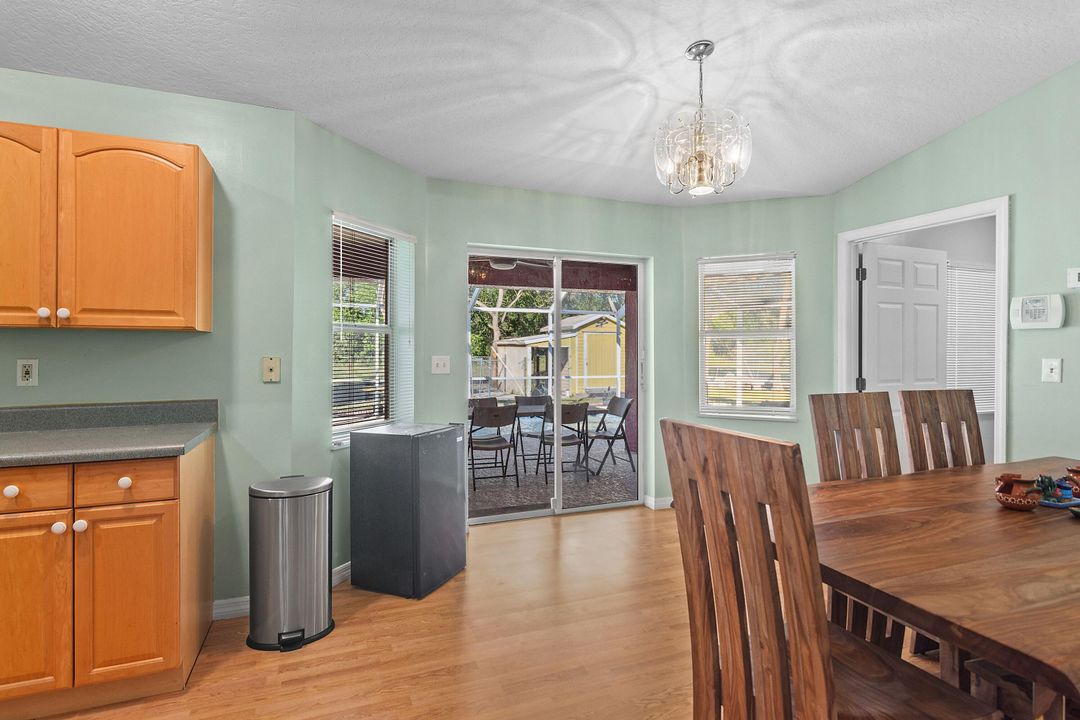 For Sale: $449,000 (3 beds, 2 baths, 1413 Square Feet)