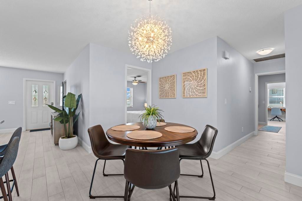 For Sale: $599,000 (3 beds, 2 baths, 1422 Square Feet)