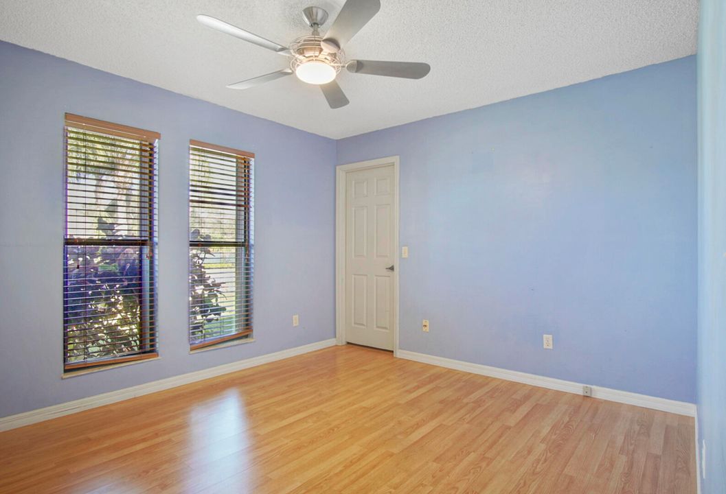 For Sale: $375,000 (3 beds, 2 baths, 1629 Square Feet)