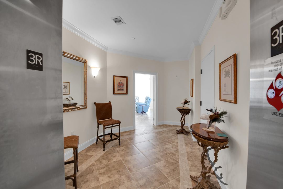 For Sale: $899,000 (3 beds, 2 baths, 2371 Square Feet)