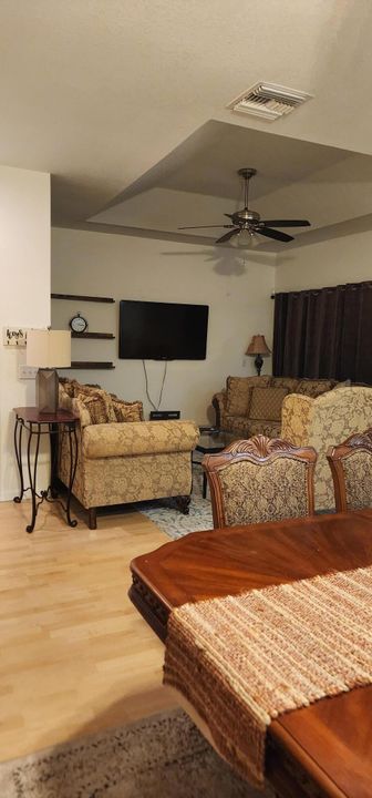 For Rent: $1,900 (2 beds, 2 baths, 1334 Square Feet)