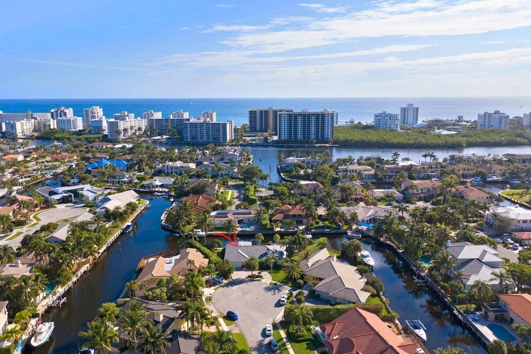 For Sale: $4,450,000 (4 beds, 2 baths, 2724 Square Feet)