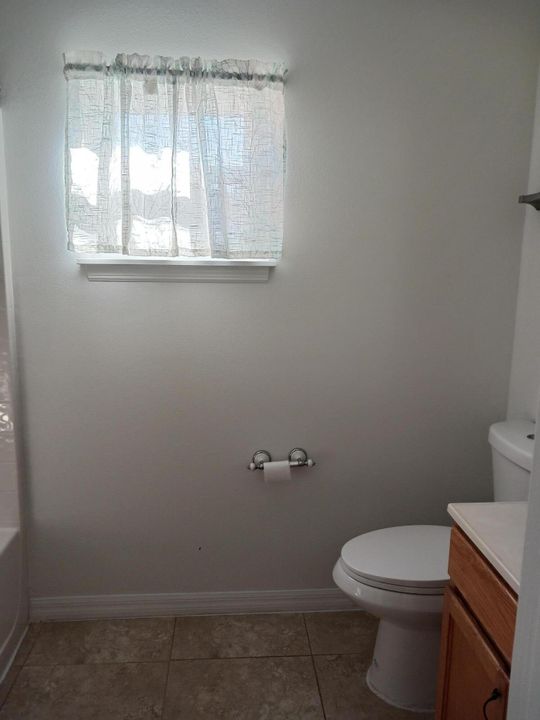 For Rent: $3,600 (4 beds, 2 baths, 2108 Square Feet)