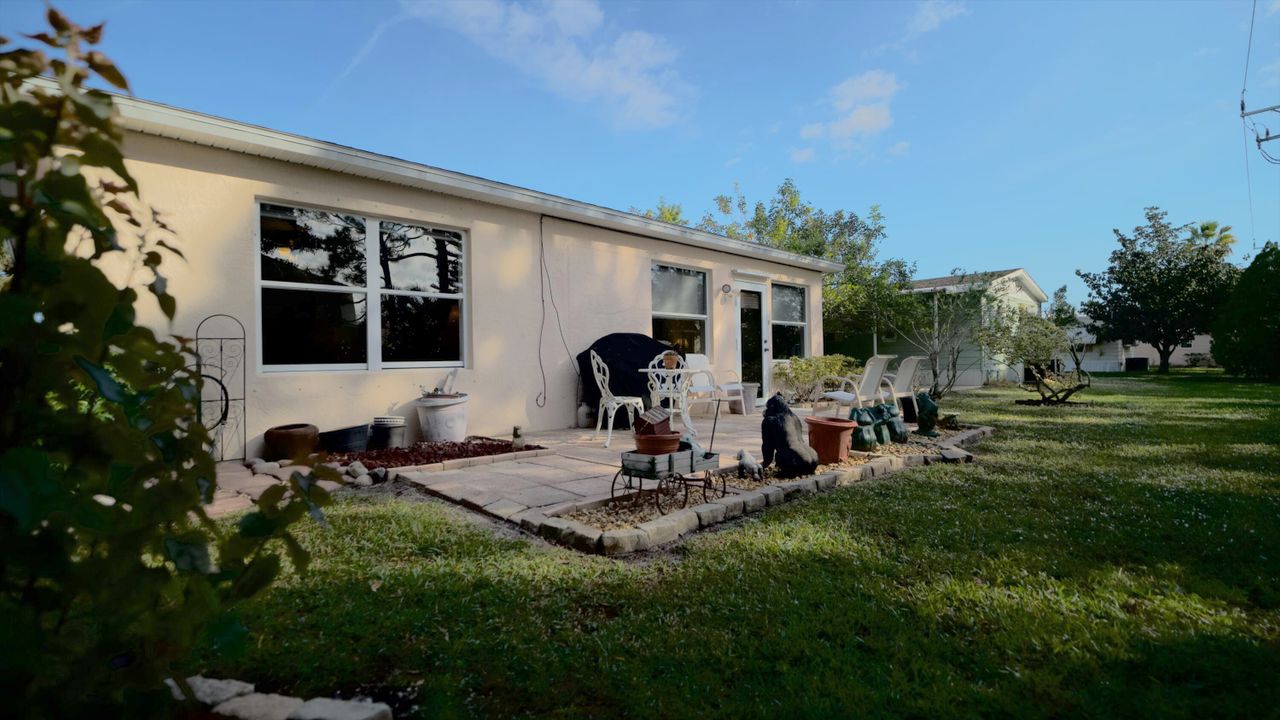 For Sale: $199,000 (3 beds, 2 baths, 1719 Square Feet)