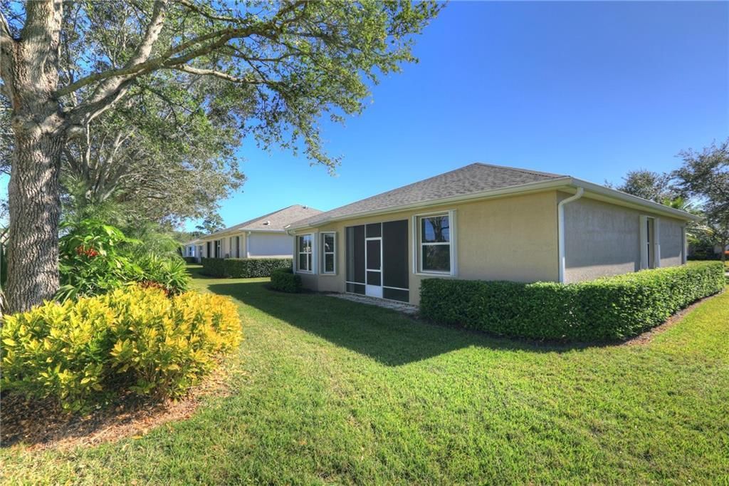 For Sale: $369,900 (3 beds, 2 baths, 1622 Square Feet)