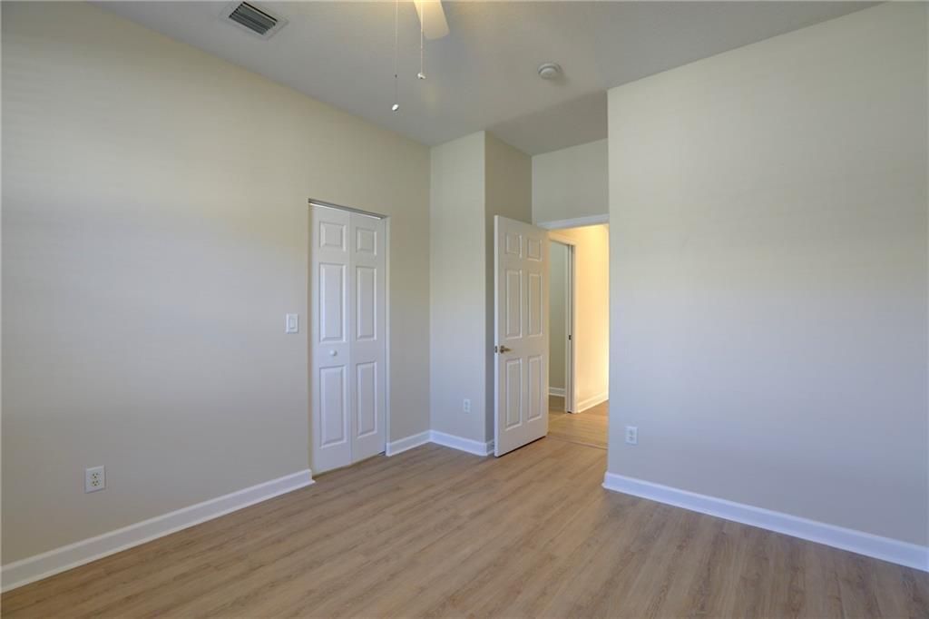 For Sale: $369,900 (3 beds, 2 baths, 1622 Square Feet)