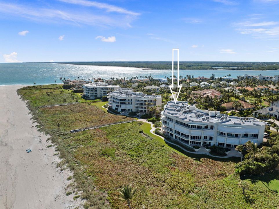 For Sale: $3,250,000 (3 beds, 3 baths, 2625 Square Feet)