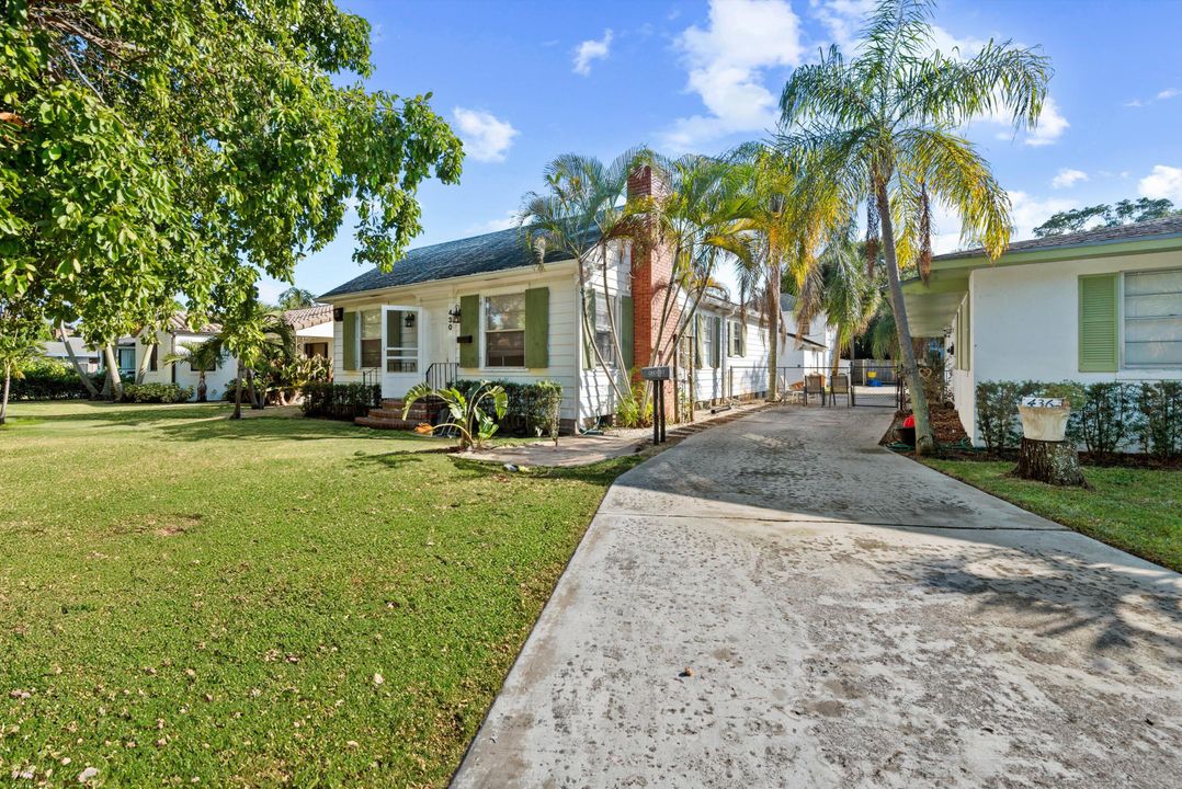 For Sale: $850,000 (3 beds, 1 baths, 2468 Square Feet)