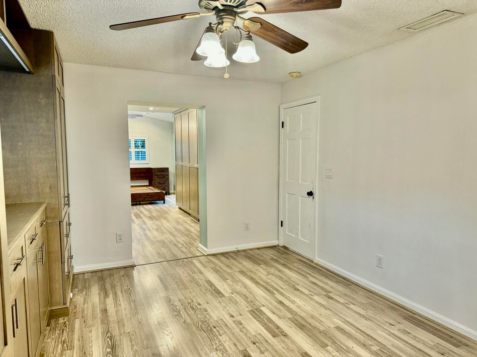 For Sale: $599,000 (3 beds, 2 baths, 2181 Square Feet)