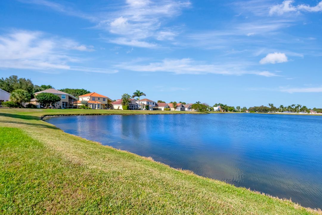 For Sale: $795,000 (4 beds, 2 baths, 2197 Square Feet)