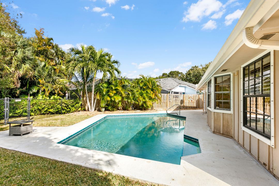 For Sale: $798,000 (4 beds, 2 baths, 2230 Square Feet)