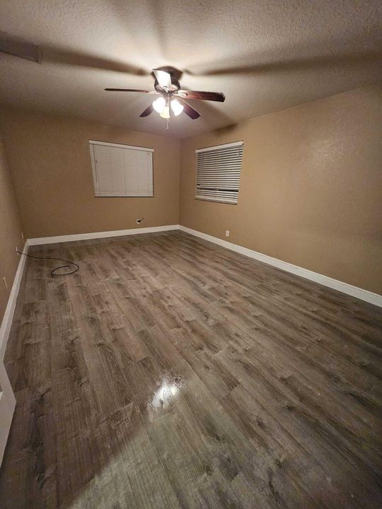 For Rent: $3,000 (4 beds, 2 baths, 2575 Square Feet)