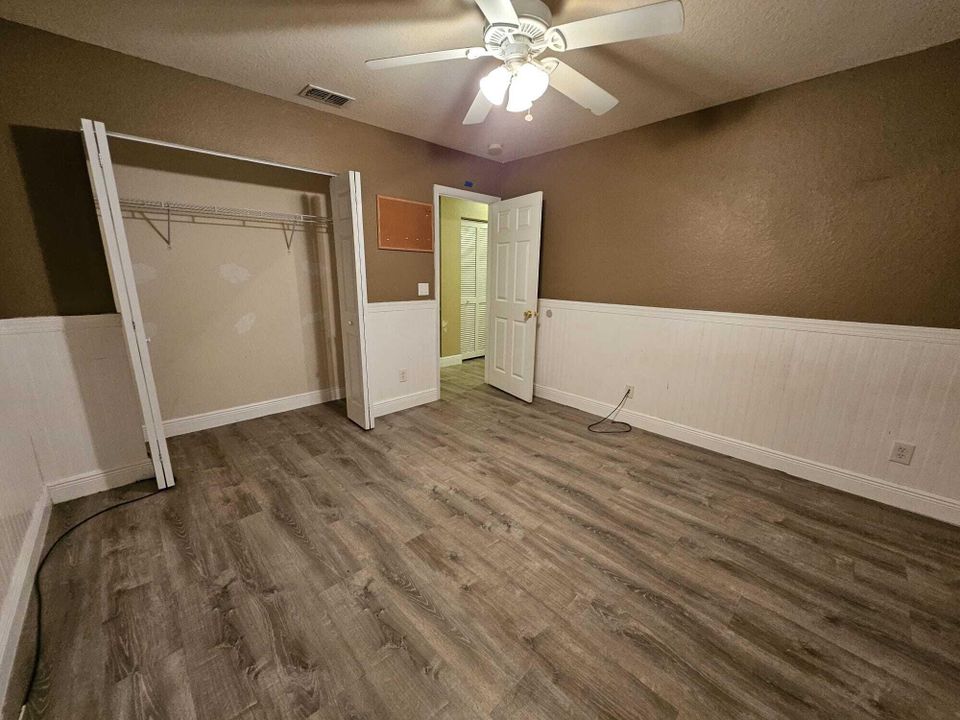 For Rent: $3,000 (4 beds, 2 baths, 2575 Square Feet)