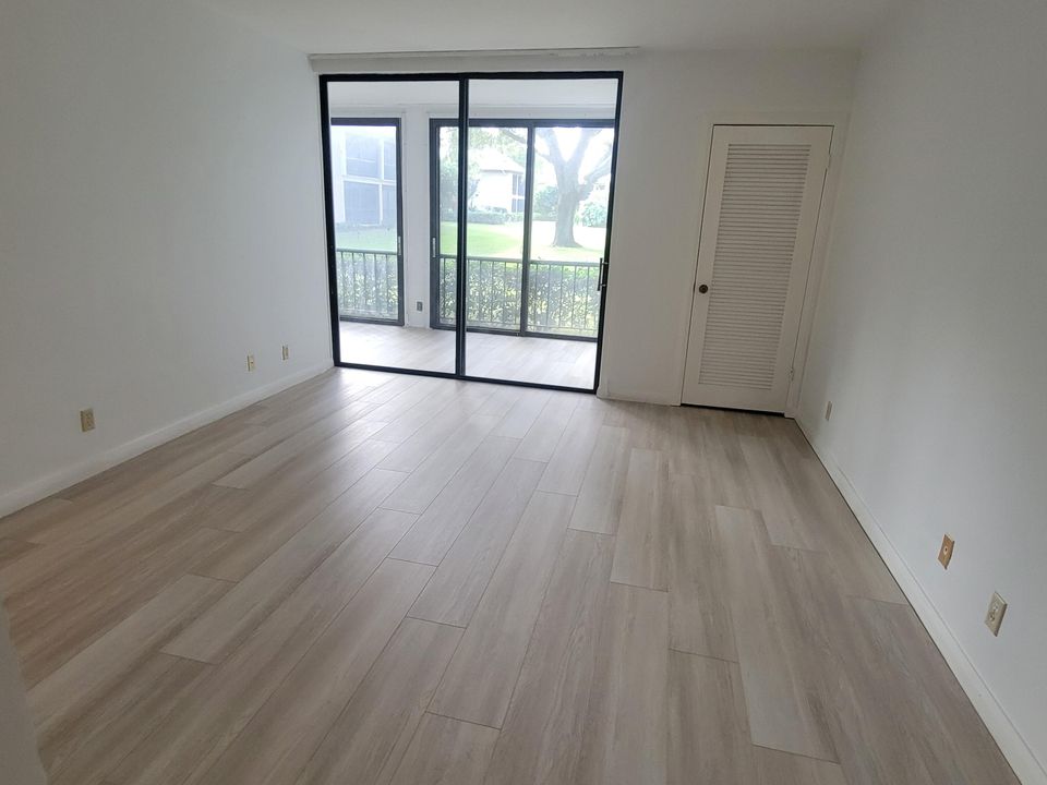 En Venta: $445,000 (2 camas, 2 baños, 1592 Pies cuadrados)