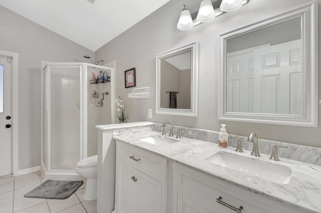 For Sale: $449,900 (3 beds, 2 baths, 1564 Square Feet)