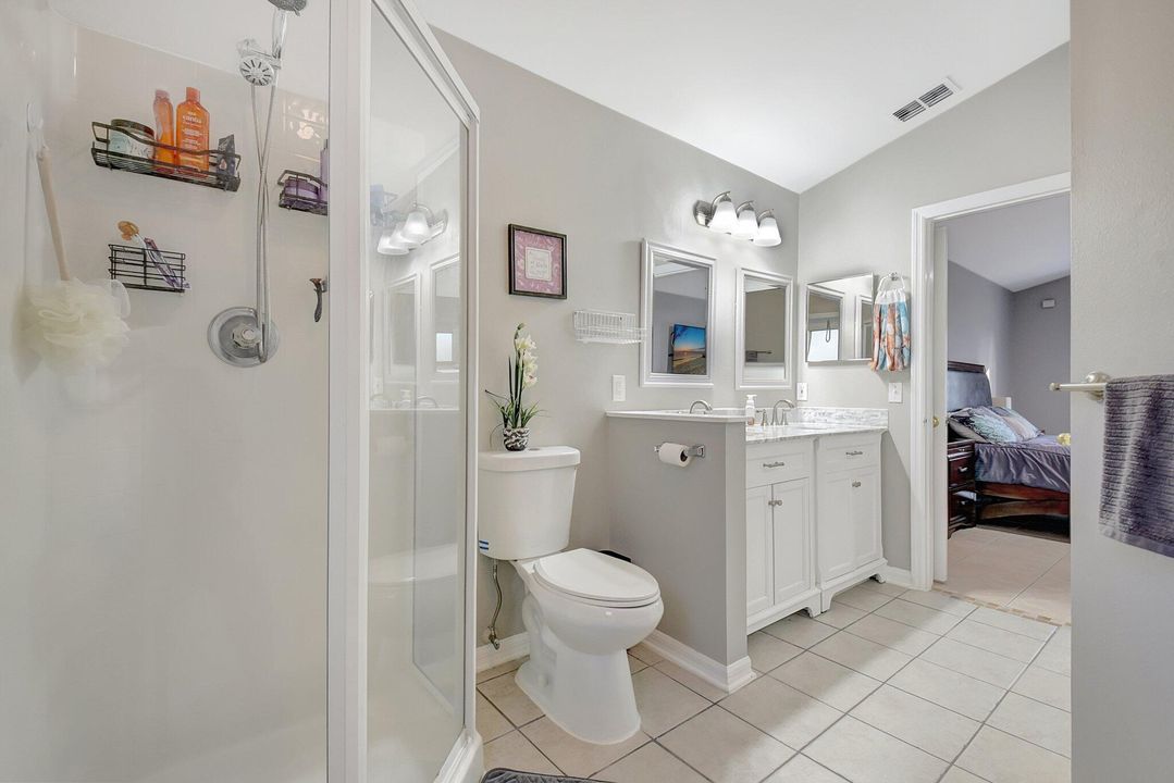 For Sale: $449,900 (3 beds, 2 baths, 1564 Square Feet)